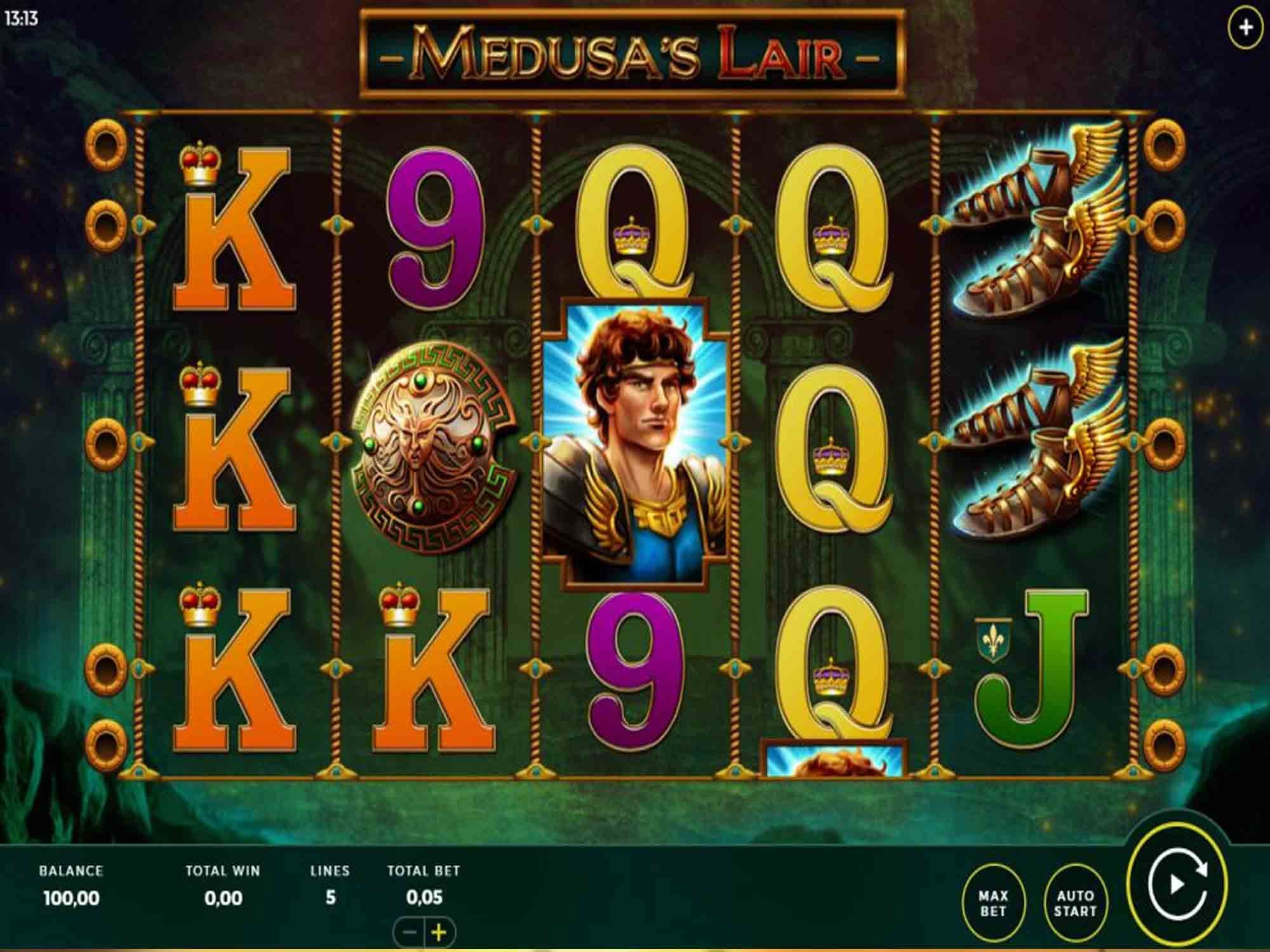 Medusa's Lair slot machine screenshot