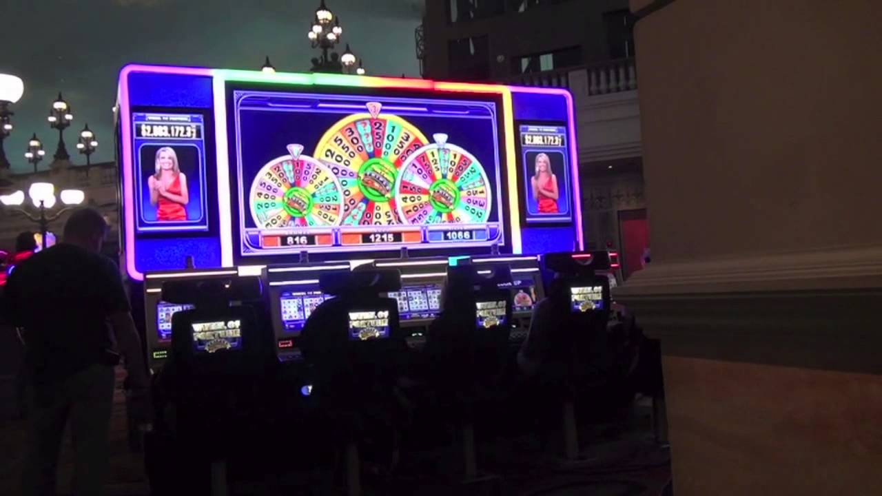 Paris video slot game screenshot